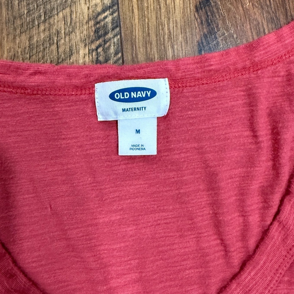 Old Navy Maternity Raspberry Pink Tank Top - Picture 3 of 6
